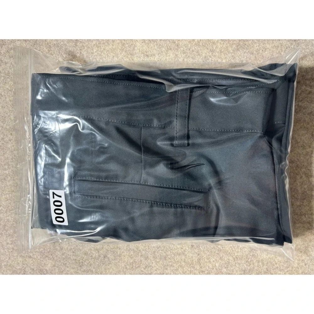 Nike Dri-Fit Men's Pants Black Golf 42x32 Chinos Slacks Flat Front Stretch